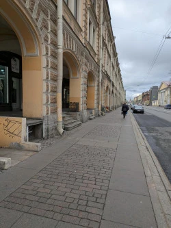 Право аренды помещения 357,2 кв.м в Апраксином дворе
